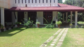 Ileesha Guest& Villa
